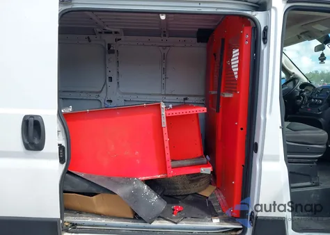 2018 Ram Promaster 1500 Low Roof 136 Wb из США, поврежденный, VIN 3C6TRVAGXJE155344